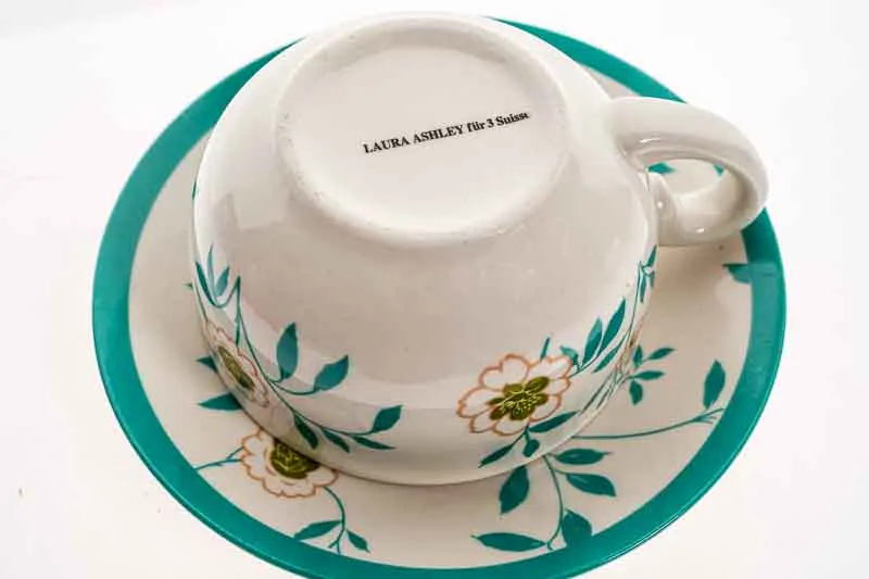 4 Tassen Teetassen & Unterteller Laura Ashley Blumenmotiv – Bild 3