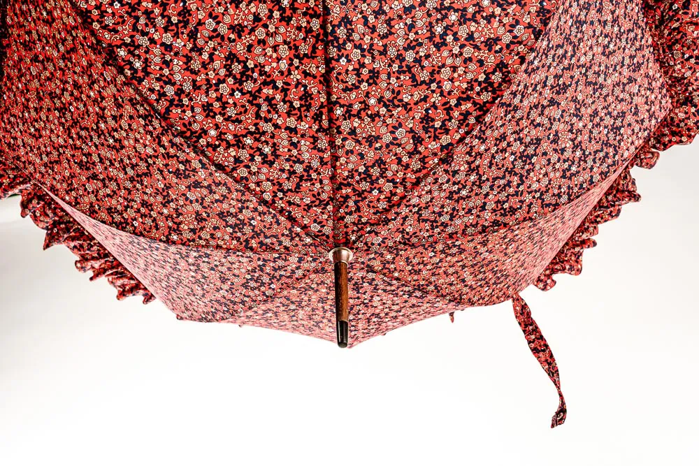 Regenschirm Damen geblumt mit Rüschen und Holzgriff - Old School – Bild 4