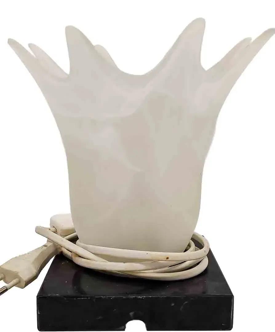 Vintage Tischlampe aus MIlchglas im Tulpenstil - Bild 1