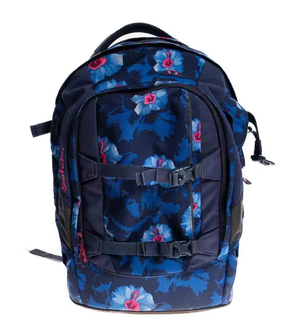 Satch Schulrucksack – Blau mit Hibiskus-Muster – ergonomisch & geräumig - Bild 1