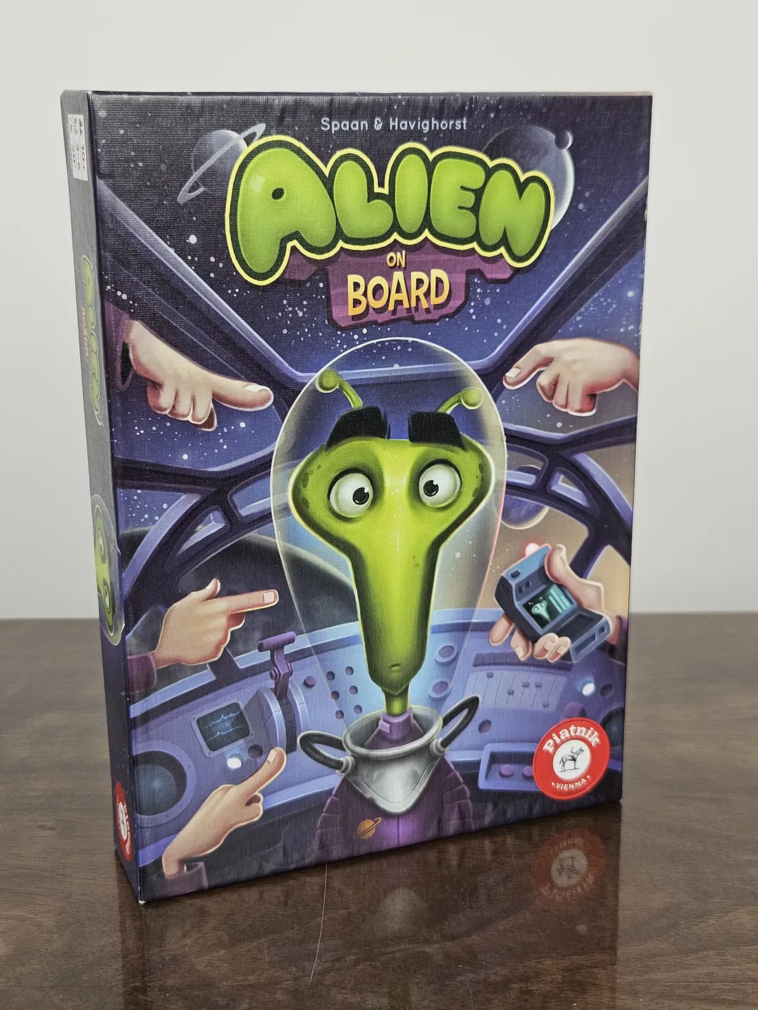 ALIEN ON BOARD - Gesellschaftsspiel - Piatnik  - Bild 1