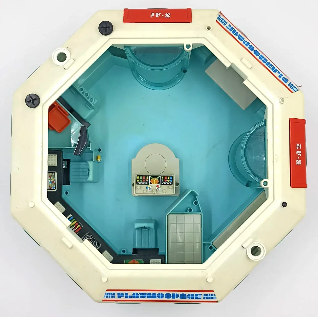 Playmobil Raumstation und Feuerwehrboot – Bild 8