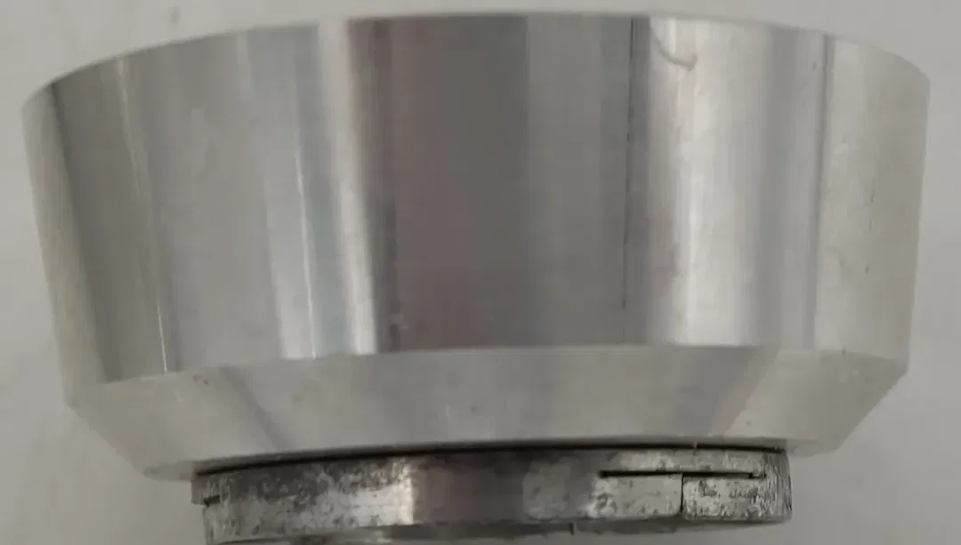 B+W Sonnenblende 34,5 mit Karton – Bild 3