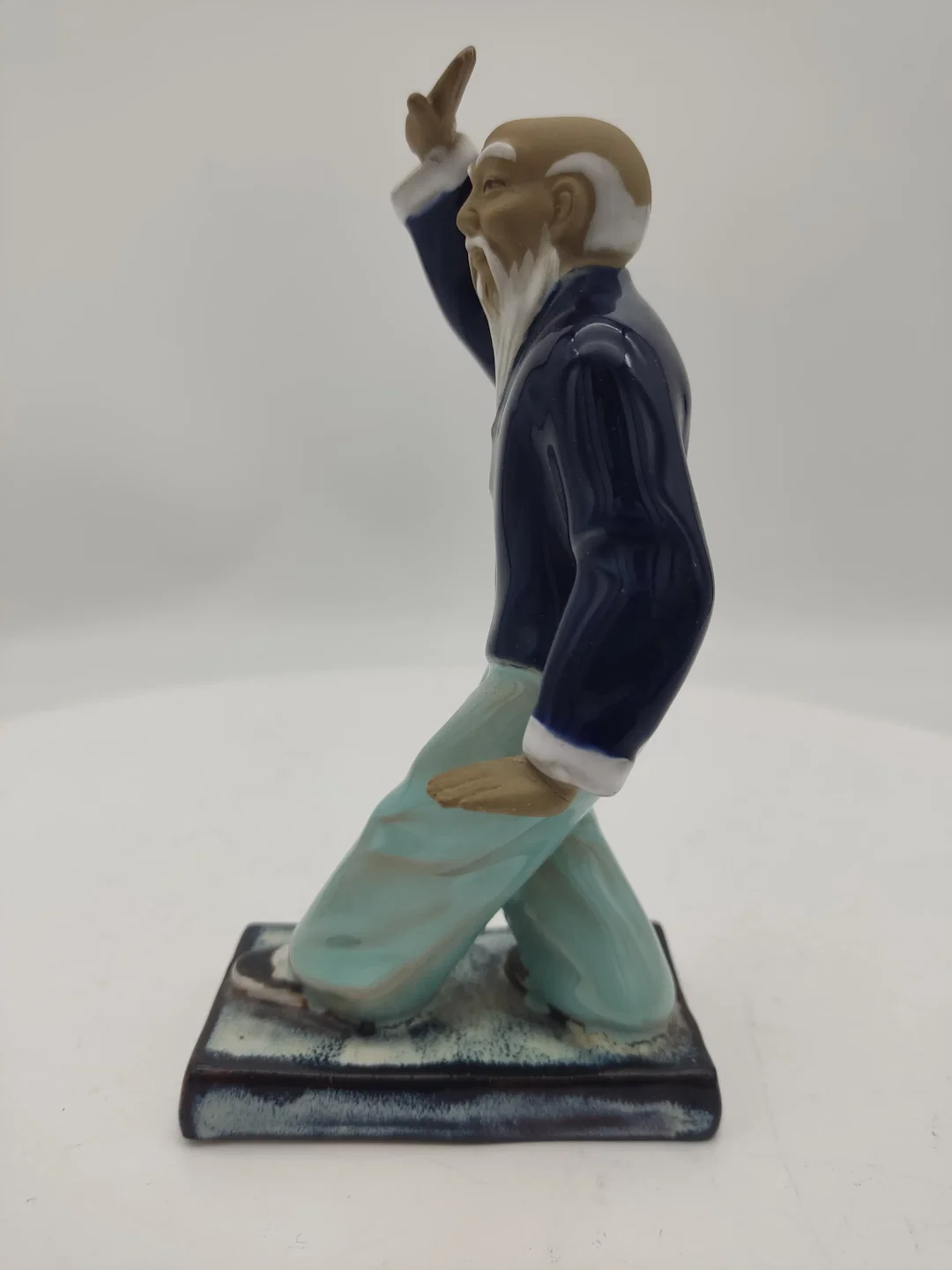  Keramikfigur Tai Chi Meister, Chinesische Handgefertigte Kampfkunst, Wanjiang Kunst Mudman Glasur ca. 1950-1960  – Bild 2