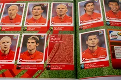 Panini WM 2010 Südafrika Sammelalbum fast komplett - Bild 2