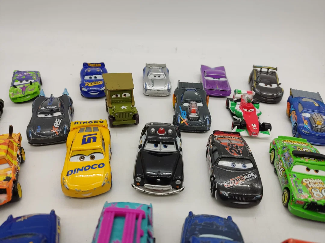  Mattel Disney/Pixar Cars Spielzeugautos 50 Stück – Bild 8