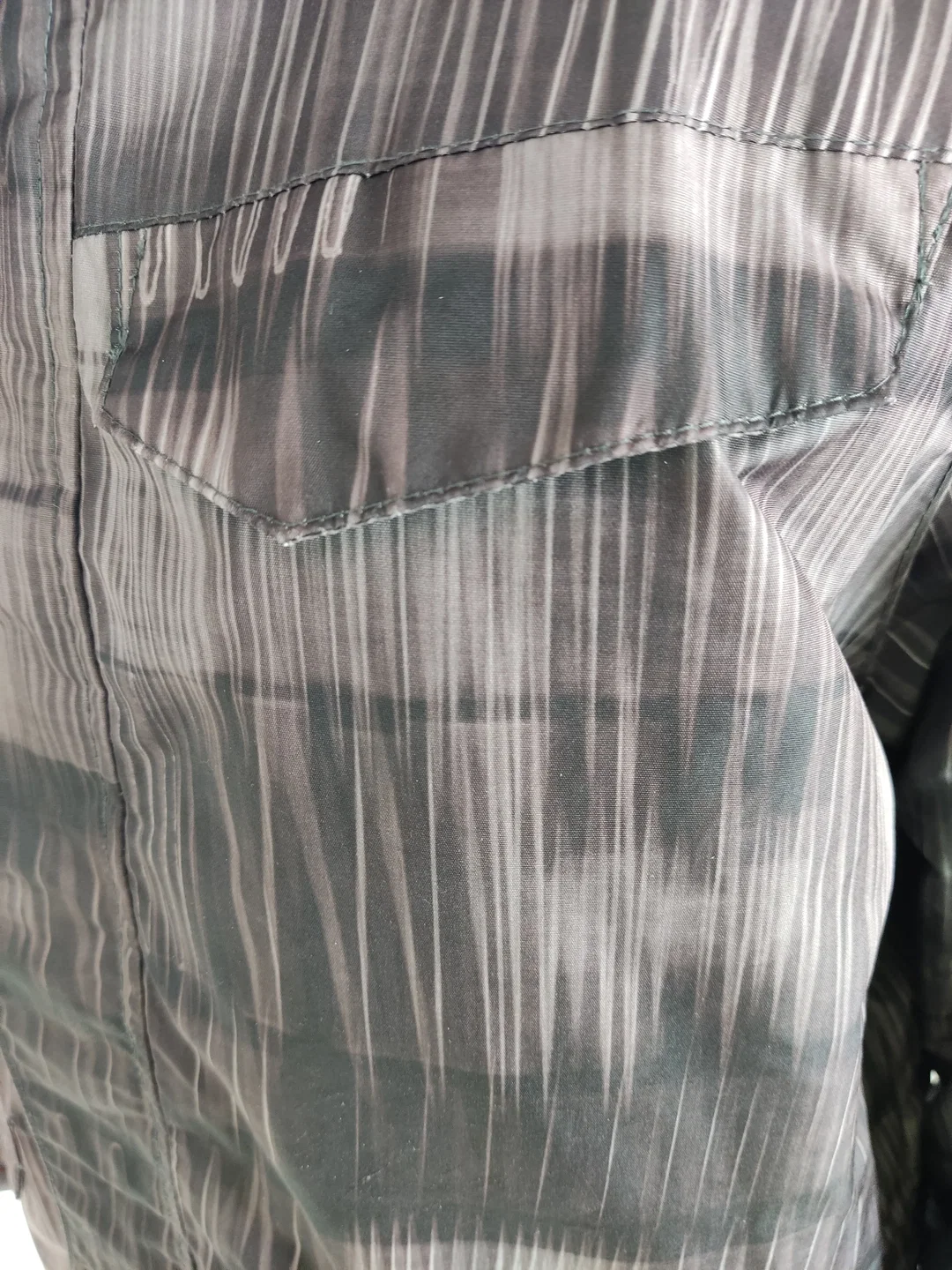 Anorak "Rodeo", mit Kapuze, schwarz/violett mit Taschen und Stickerei, Größe 158/164 – Bild 6