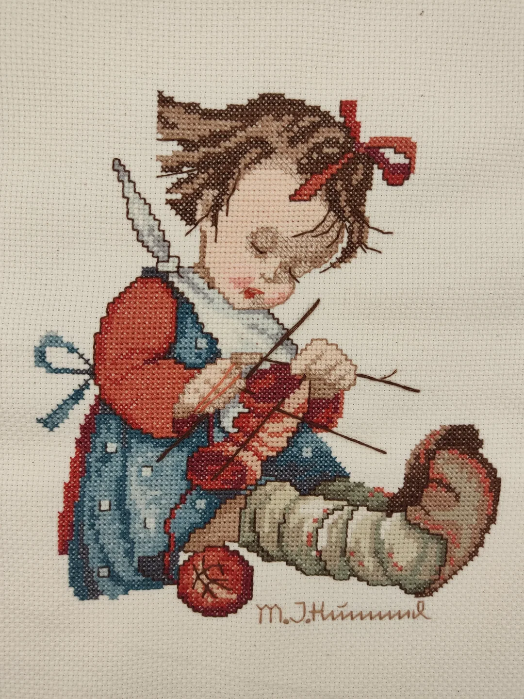 M. J. Hummel-Kreuzstich-Bild: Strickendes Mädchen – Bild 1