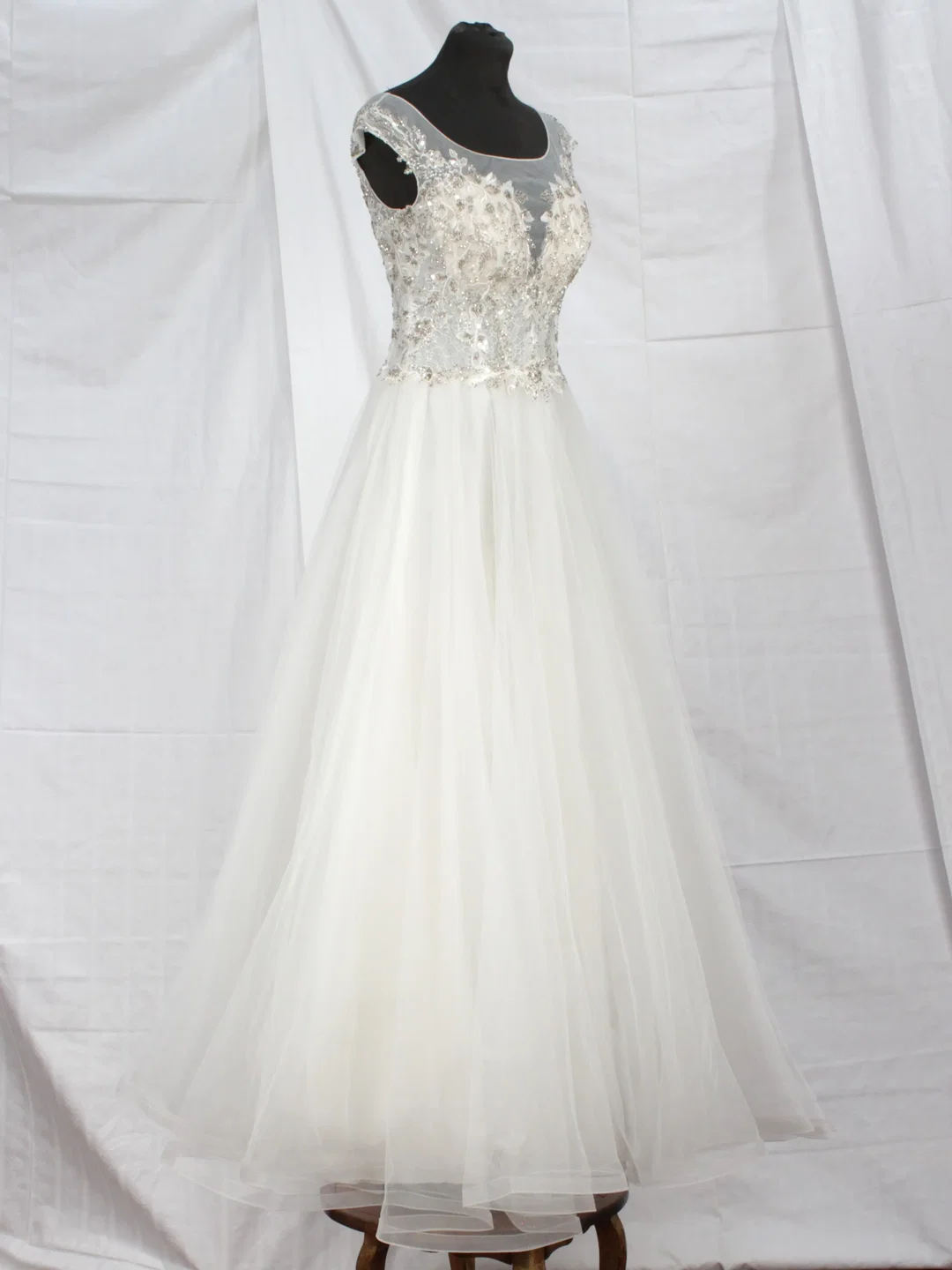 Hochzeitskleid - 01 - Natali Bridal (Prag) - Gr. L – Bild 2