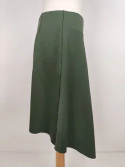 Alpha Tauri Midirock, Größe M / 38, asymmetrisch, Bundweite 70 cm Länge 53 bis 71 cm, Stoff Polyester - Bild 5