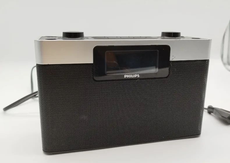 Philips Tragbares Radio FM/MW Akku+Netz | Camping-Begleiter – Bild 2