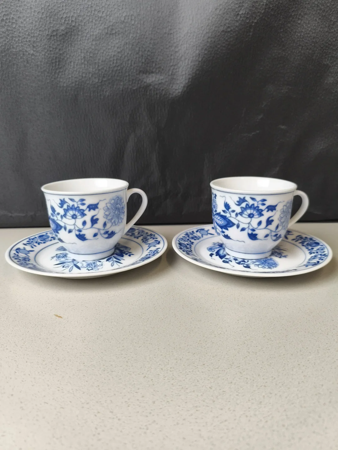 Domestic, 2 Kaffeetassen, Zwiebelmuster  – Bild 2