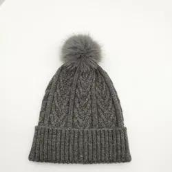Strickmütze Grau mit Bommel | Winterwärmer - Bild 3