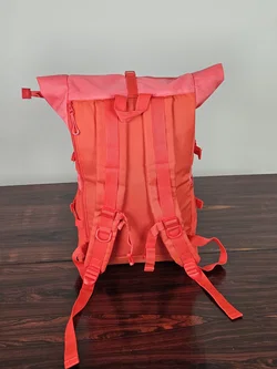 Bunter Rolltop- Rucksack von Tchibo  – Vorschau 3