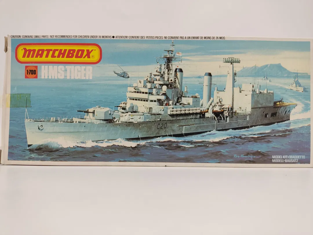 Matchbox HMS Tiger PK-164 – Gut Erhaltener Modellbausatz für Fans - Bild 1