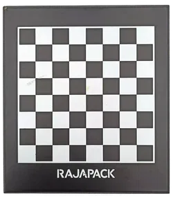 Inspirino GmbH Rajapack Schachspiel mit Weinzubehör - Bild 4