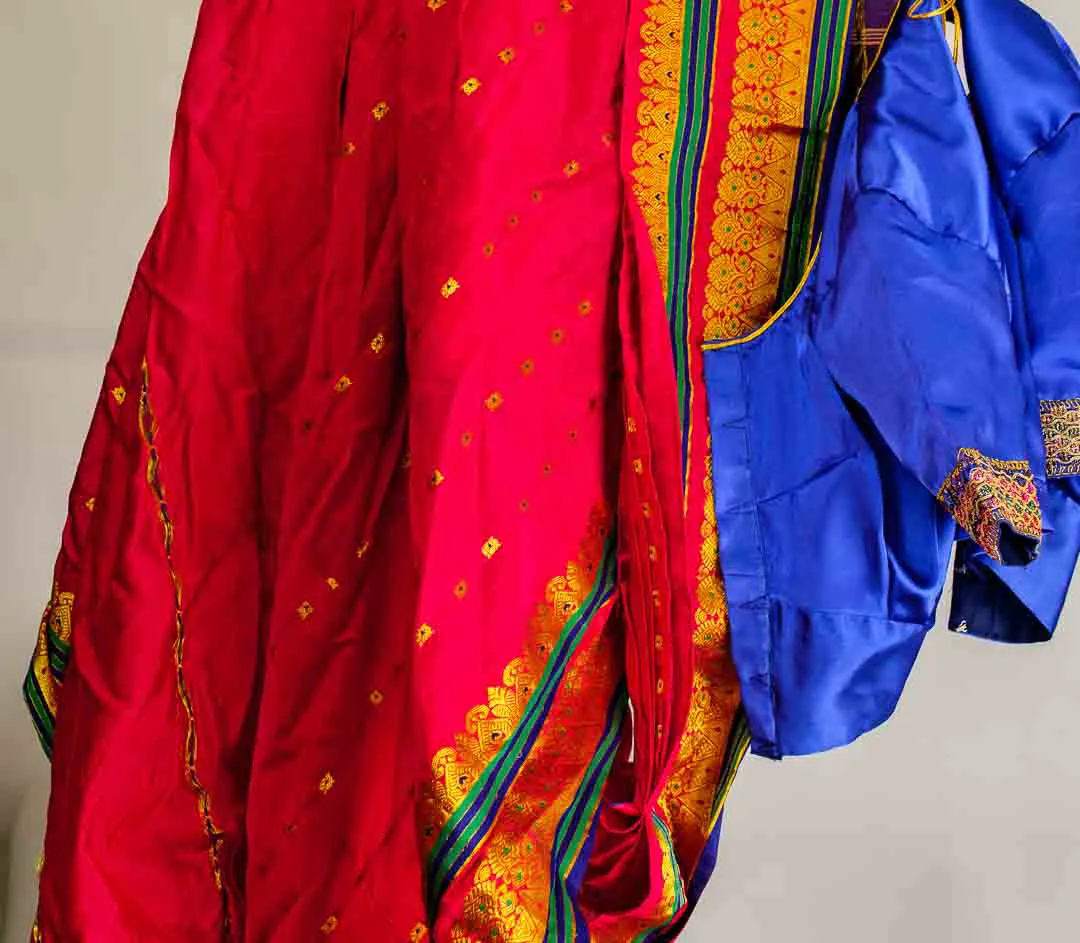 Thailändischer Sari / Thai Sarong | Traditionelle Tracht | Rot & Blau mit Goldstickerei | 2-teilig – Bild 5