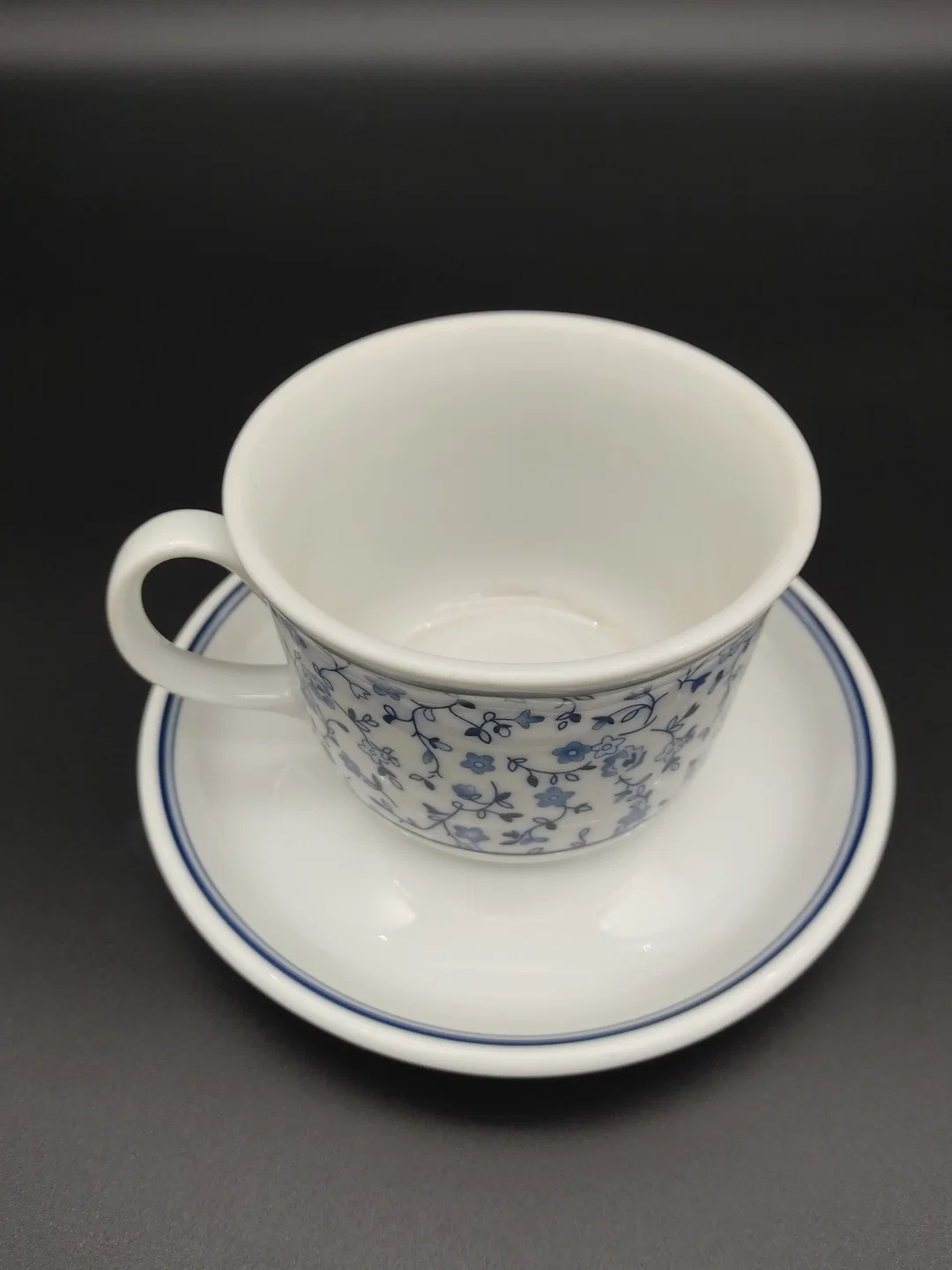 6er Set Lilien Porzellan, Vintage – Bild 3