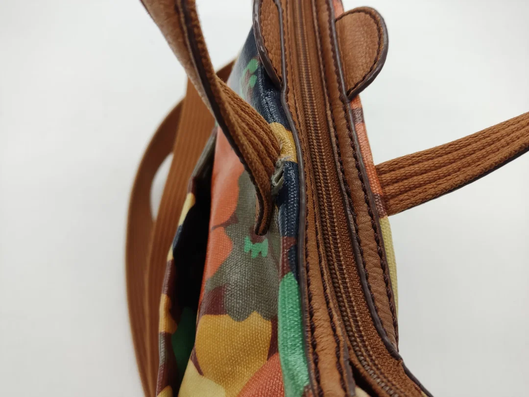Fossil Tasche mit Blumenmuster und Tragegurt – Bild 3