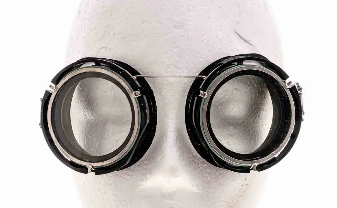 Motorradbrille Design "Swiss Motorcycle Goggles" mit Etui – Bild 8