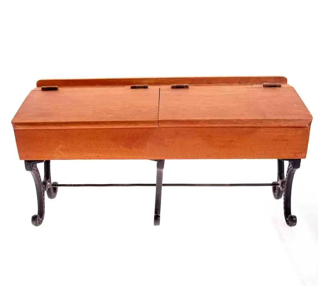 Kleine Antike Schulbank (Holz), Puppenschulbank  - Bild 1