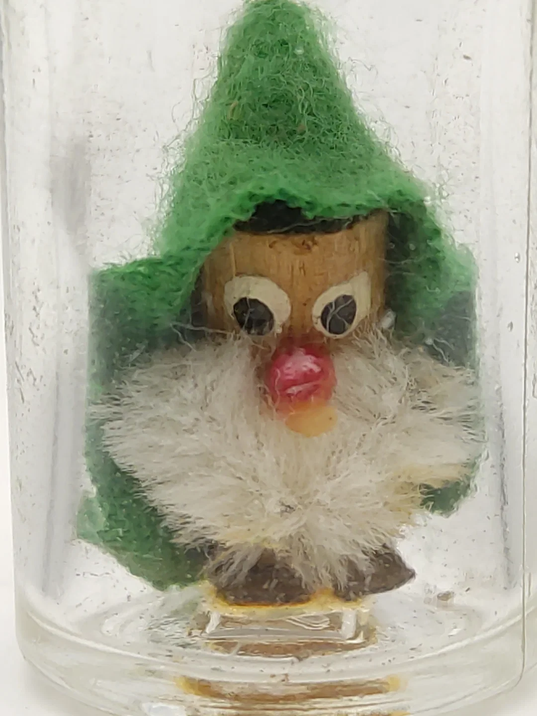 Skandinavische Miniatur-Wichtelfigur in Glasflasche | Geschenkidee – Bild 6