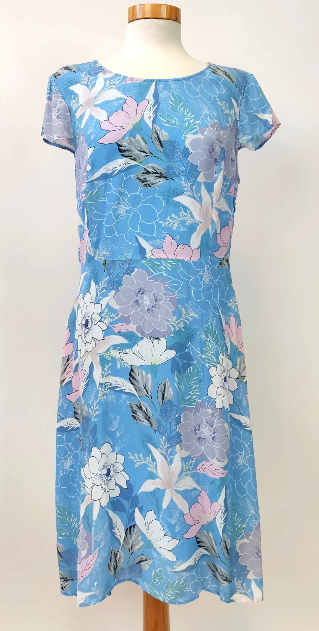 JONES Damenkleid hellblau mit Blumenmuster - Gr. 38 - Bild 1