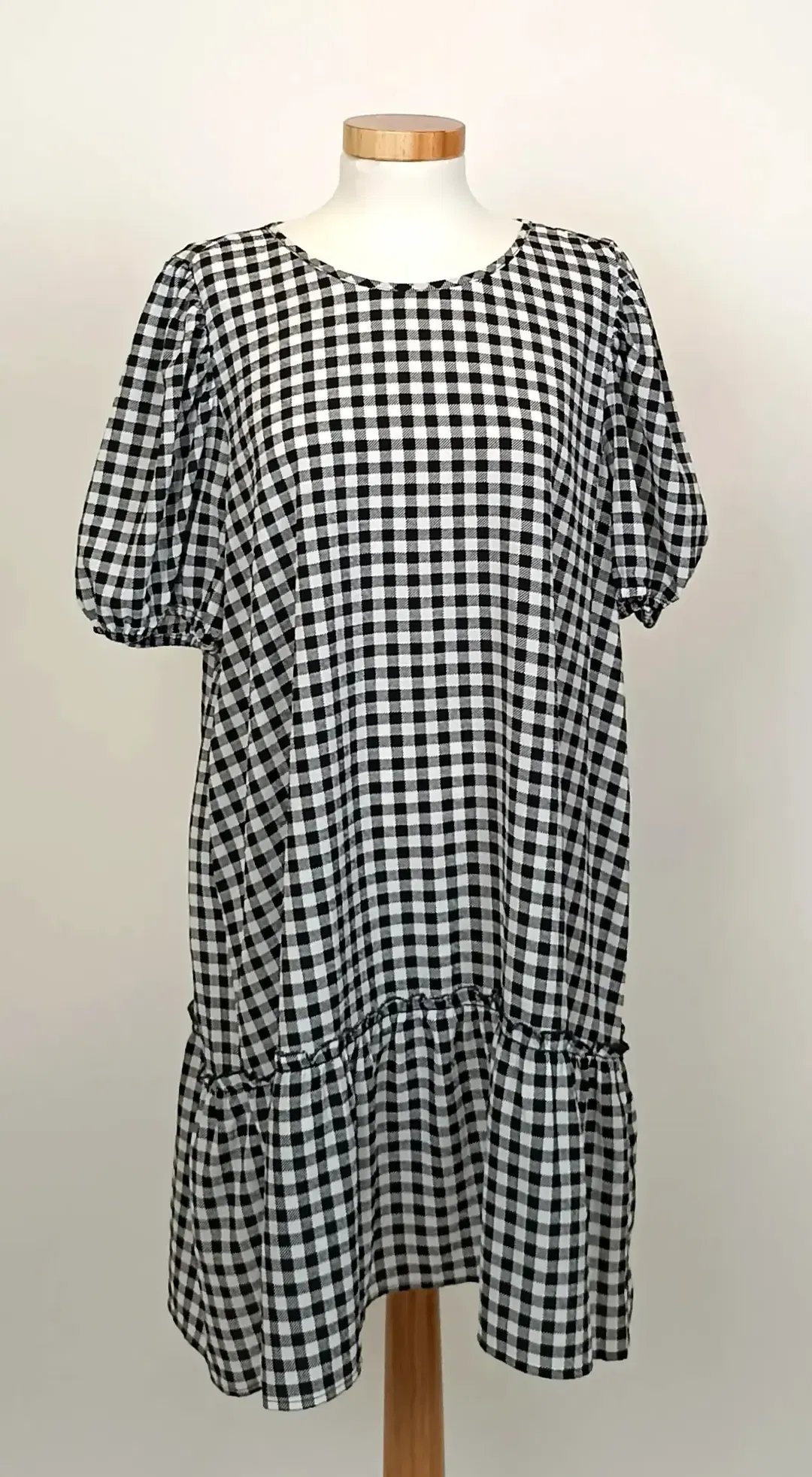 H&M Divided Midikleid kariert Gr. L - Bild 4