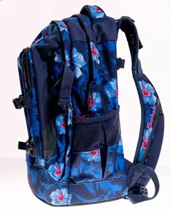 Satch Schulrucksack – Blau mit Hibiskus-Muster – ergonomisch & geräumig - Bild 2