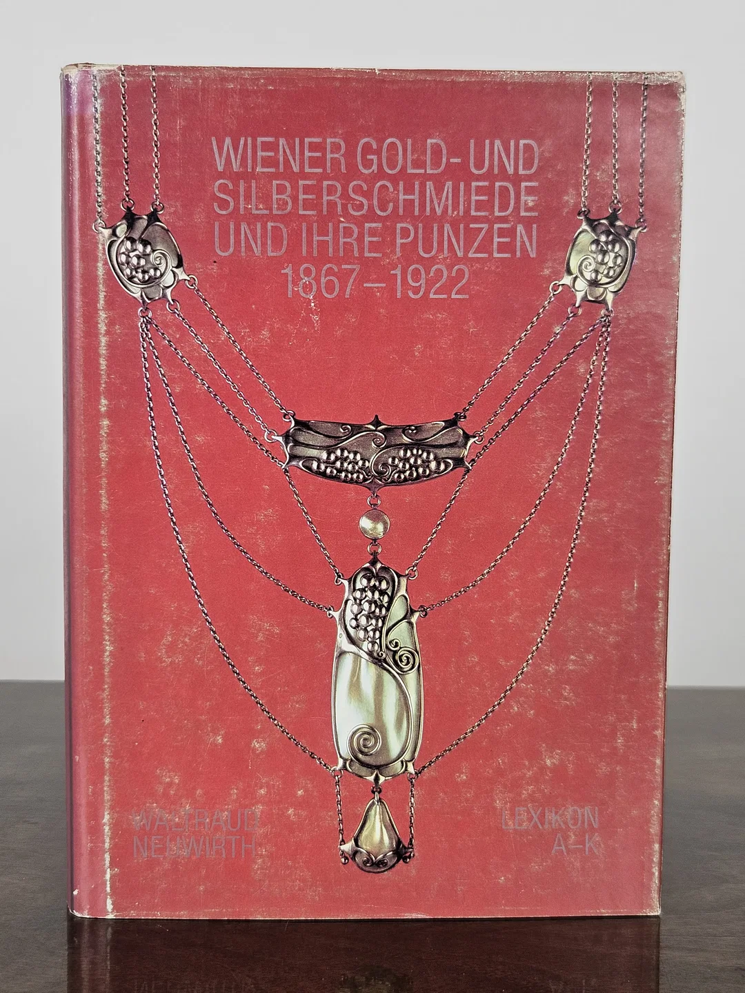 Lexikon Wiener Gold- und Silberschmiede und ihre Punzen, 1867-1922. Band 1:  A-K - Waltraud Neuwirth - Bild 2