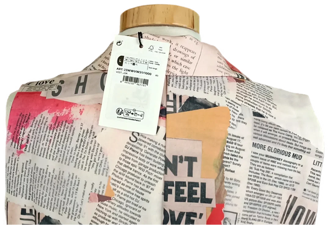 Desigual Damen Midikleid mit Zeitungsmuster Gr. L – Bild 3