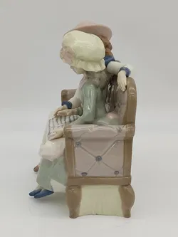 Nadal Spain Porzellan / Figur 