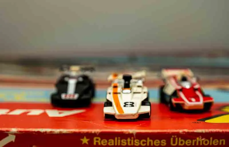 TCR Freispur-Autorennbahn 300 mit Hinderniswagen – Bild 9