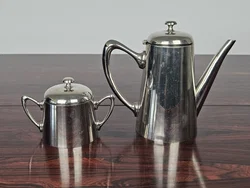 Edelstahl-Kaffeeset im Bauhausstil – Vorschau 1