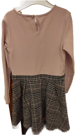 Mädchenkleid 122 – Vorschau 2