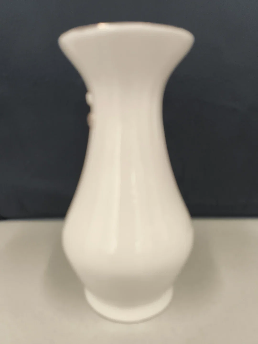 verspielte Ziervase – Bild 3