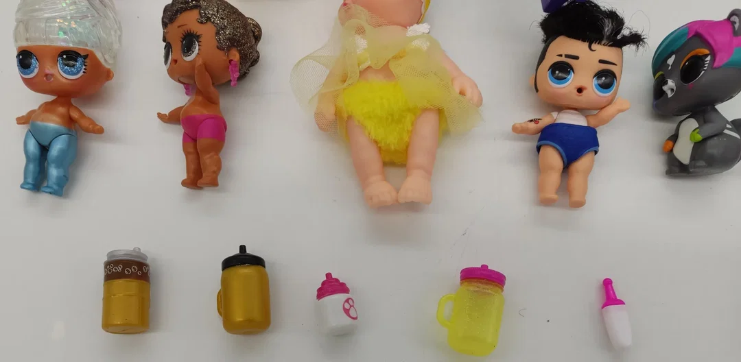 Klein Puppen Kovolut 12 Stück – Bild 5