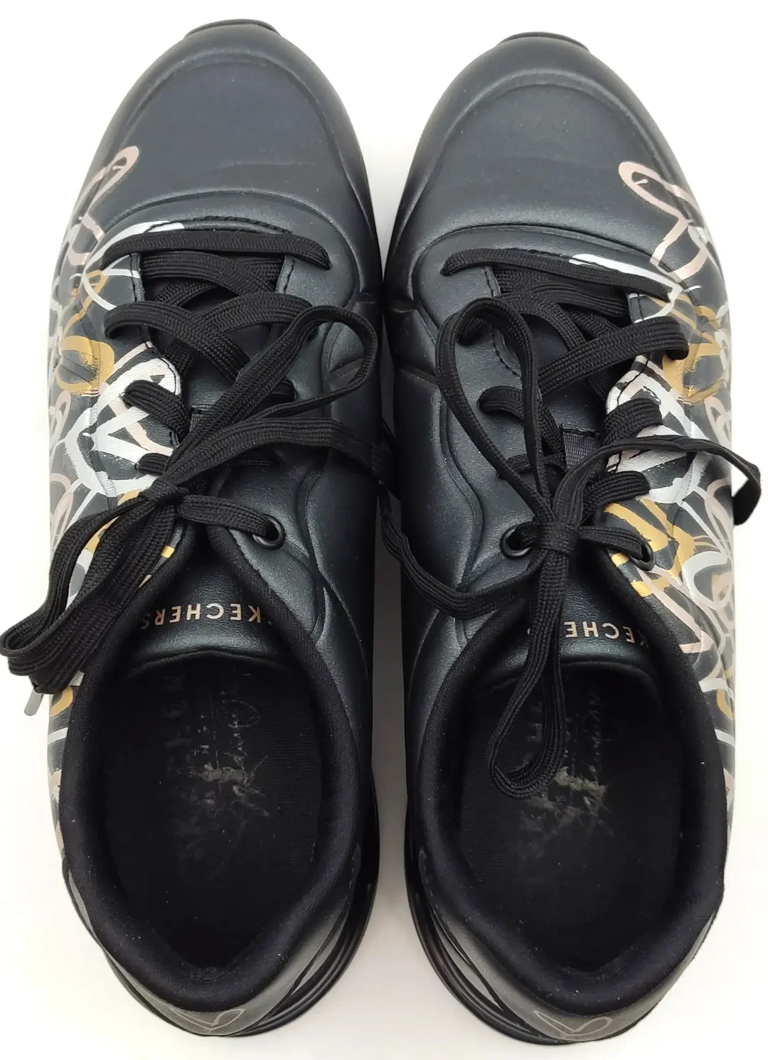 Skechers x JGoldcrown Damensneaker schwarz mit metalic Herzmuster Gr. 39 – Bild 4
