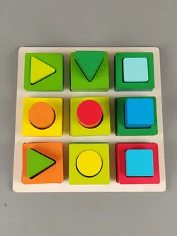 Farben- und Formensortierer - Lernspielzeug aus Holz - Bild 2