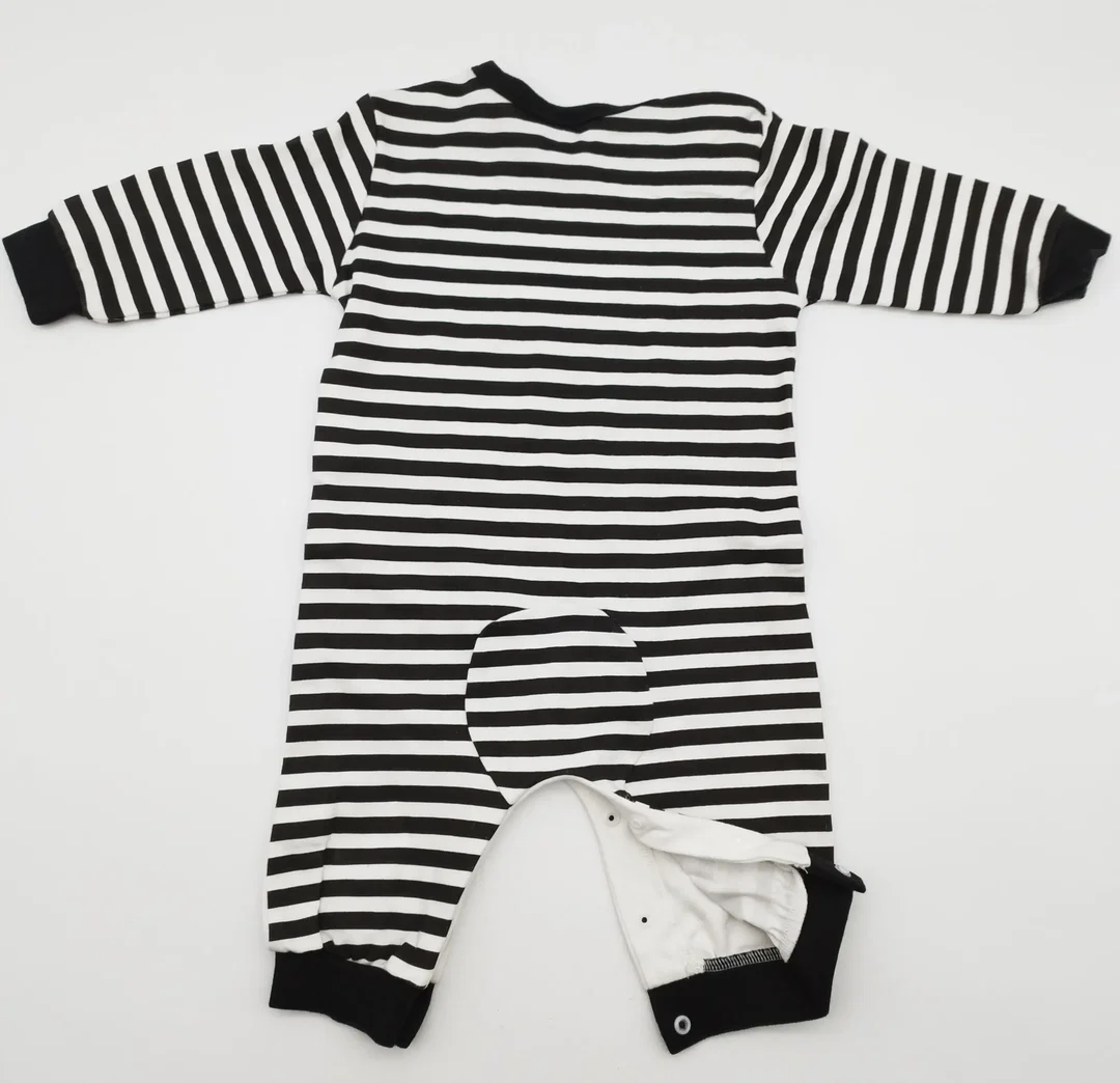 Baby Jumpsuit Pinguin - 6-9 Monate / 100% Baumwolle – Bild 2