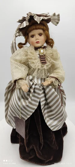 Porzellanpuppe (Victorian, London) |  Sammlerstück - Bild 2