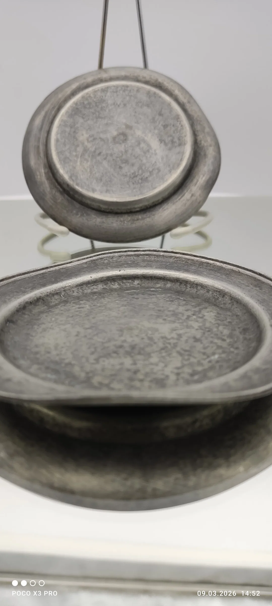 Zinn-Untersatzteller  2er Set, Mit Schönheitsfehler | Vintage-Schatz – Bild 5