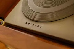 Vintage Hornyphon Musikmeister Röhrenradio mit Philips Plattenspieler - Bild 2