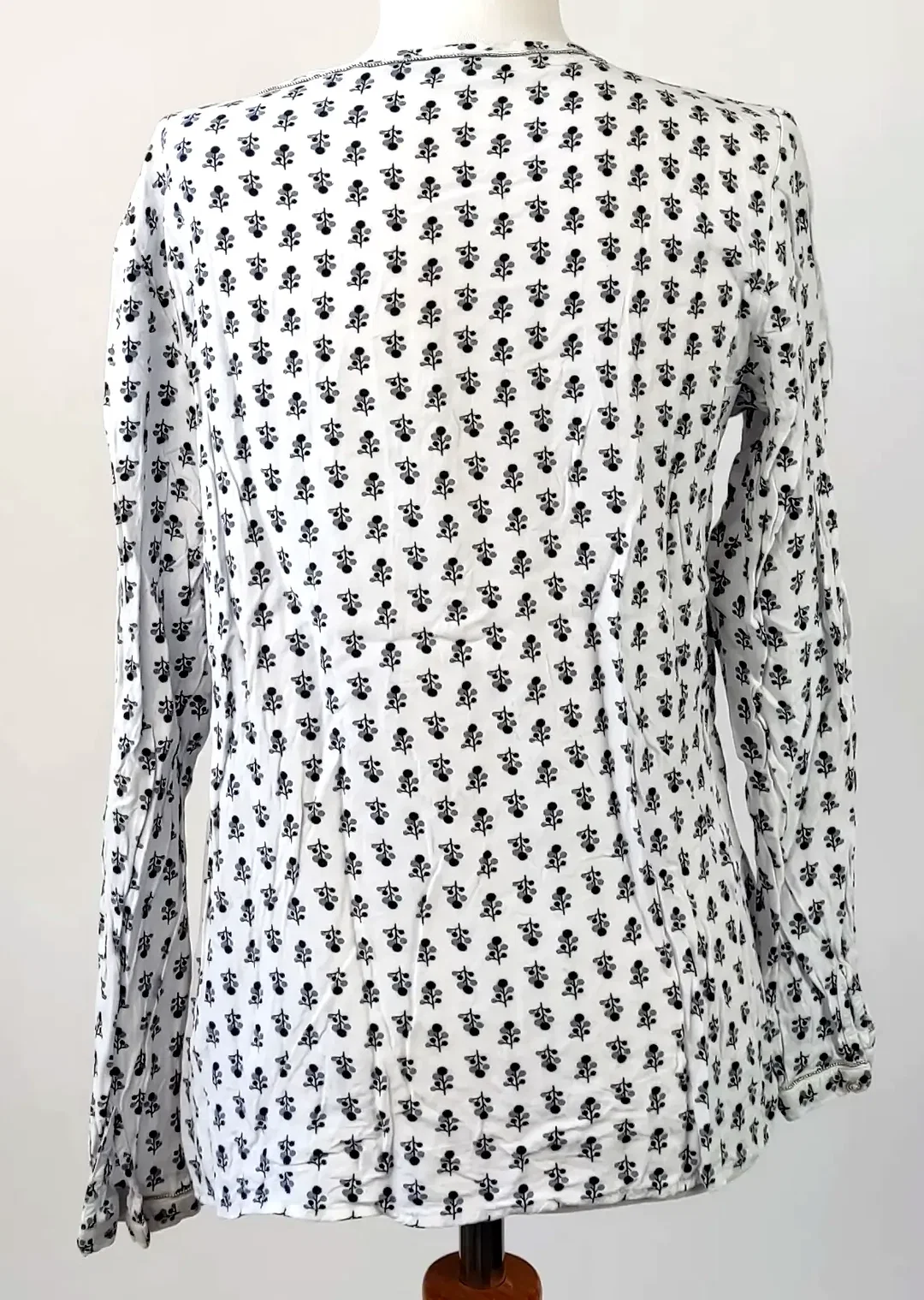 Esprit Damen Oberteil Langarm schwarz-weiß gemustert - Gr. 36 – Bild 2