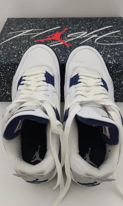 Air Jordan 4 Sneaker White/Midnight Navy Gr.40 | Wie Neu – Vorschau 6