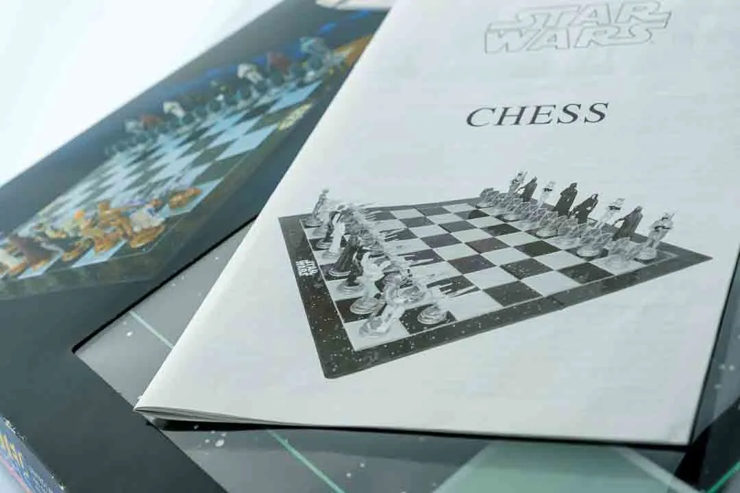 Star Wars 3D Chess Game, lizenziertes Schachspiel mit Figuren Lucasfilm – Bild 7