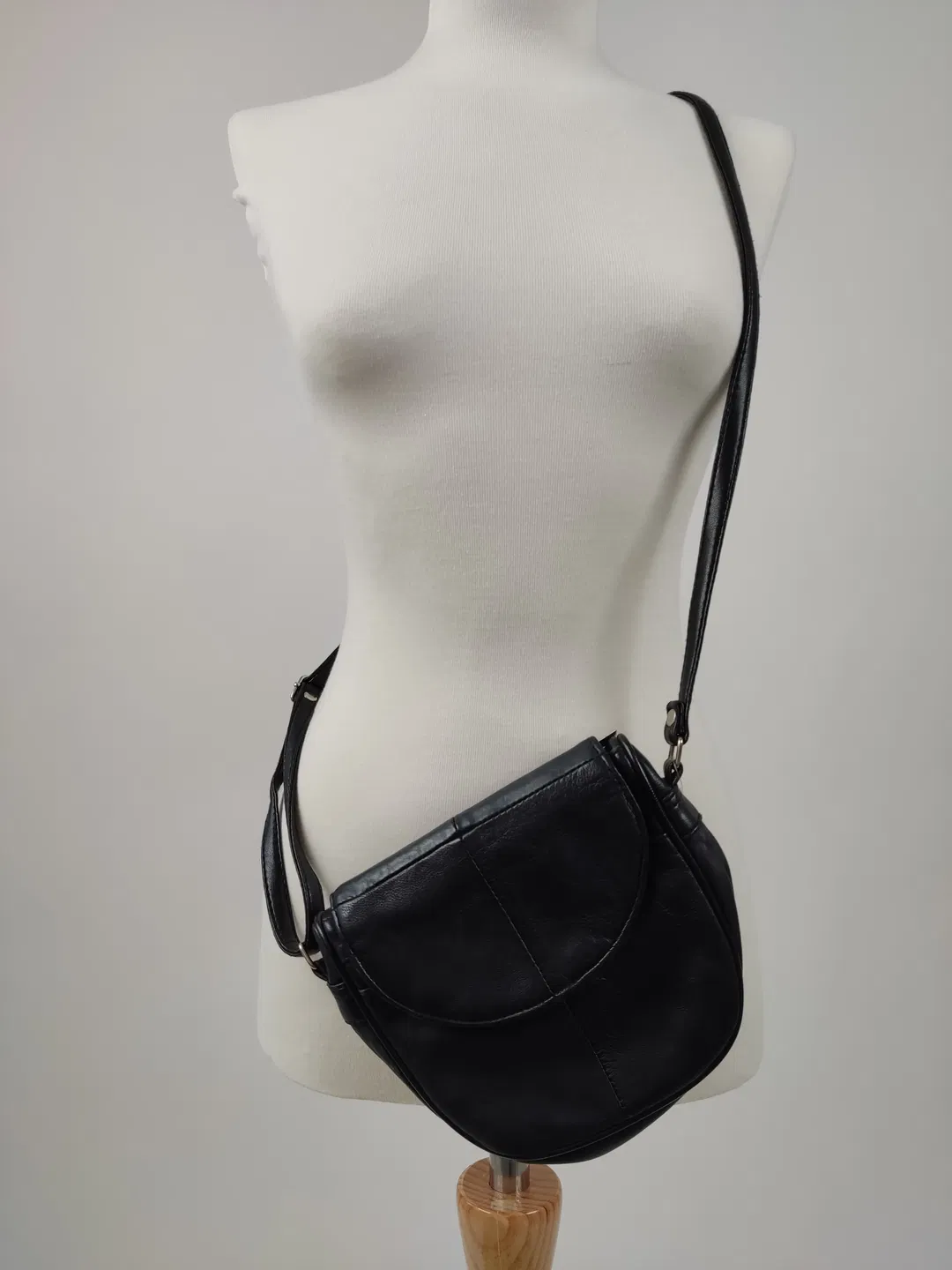 Rinaldo Damenhandtasche schwarz - Bild 1