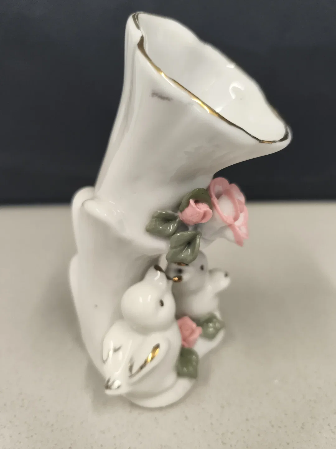 kleine Ziervase mit Vögeln – Bild 2