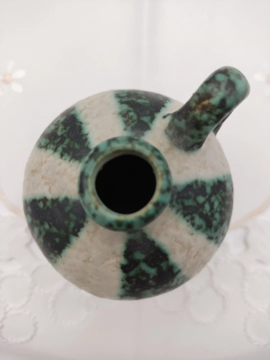 Vintage-Henkelkrug von Ruscha mit ikonischem "Zebra" Dekor, Höhe 7,5cm – Bild 3