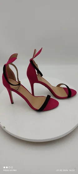 Marquiiz Sandalen mit Hasenohren-Details | Party-Highlight - Bild 10